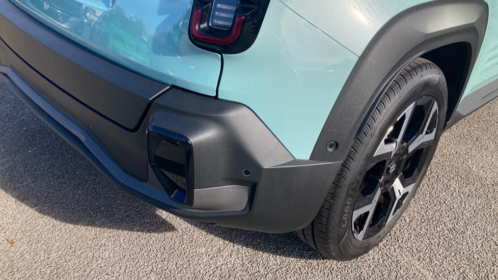 Renault 4 110kW Techno+ 52kWh Comfort range 5dr Auto Electric Estate - Image 37