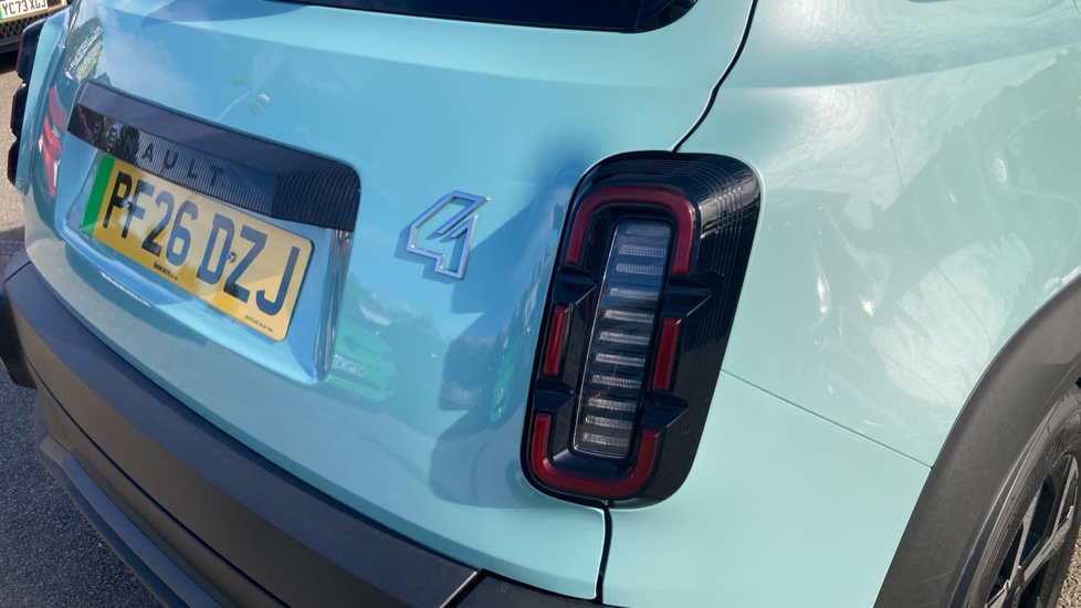 Renault 4 110kW Techno+ 52kWh Comfort range 5dr Auto Electric Estate - Image 38