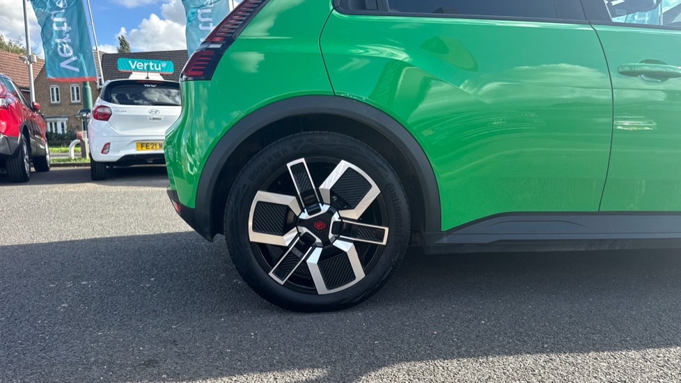 Renault 5 110kW Techno Comfort Range 52kWh 5dr Auto Electric Hatchback - Image 7