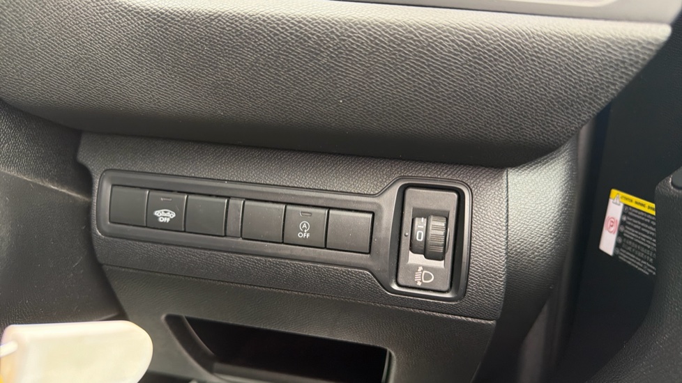 Peugeot 308 1.2 PureTech 130 Allure 5dr Petrol Hatchback - Image 22