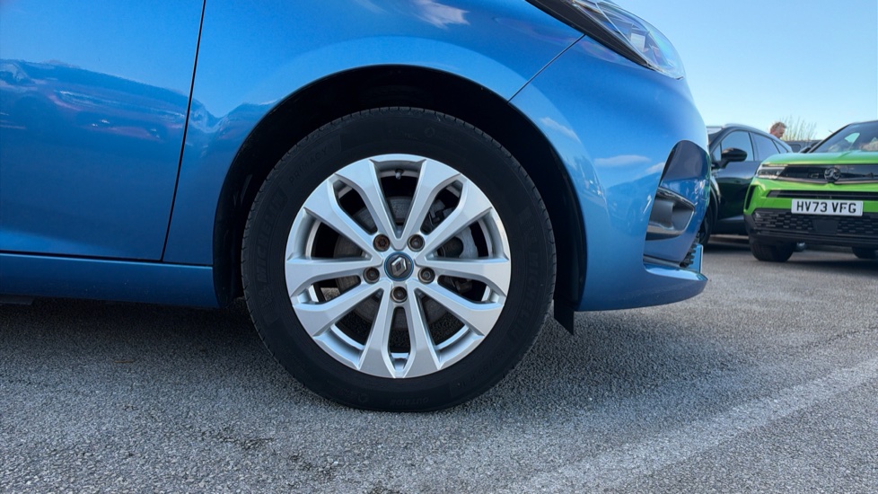 Renault Zoe 100kW i Iconic R135 50kWh 5dr Auto Electric Hatchback - Image 7