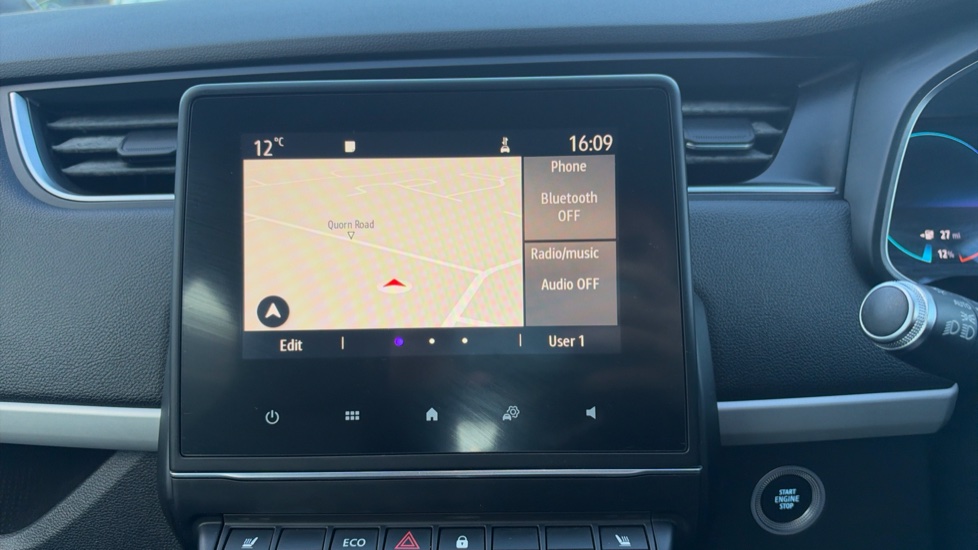 Renault Zoe 100kW i Iconic R135 50kWh 5dr Auto Electric Hatchback - Image 12
