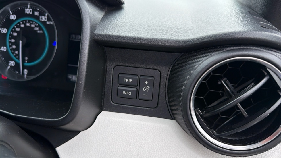 Suzuki Ignis 1.2 Dualjet SHVS SZ-T 5dr Petrol Hatchback - Image 23