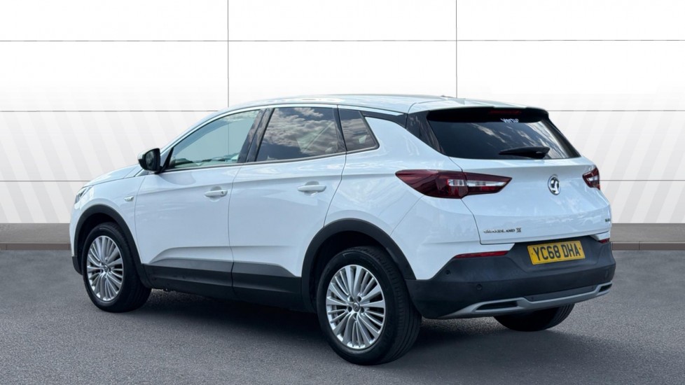 Vauxhall Grandland X 1.2 Turbo Tech Line Nav 5dr Petrol Hatchback - Image 2