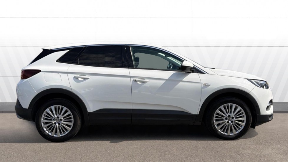 Vauxhall Grandland X 1.2 Turbo Tech Line Nav 5dr Petrol Hatchback - Image 5