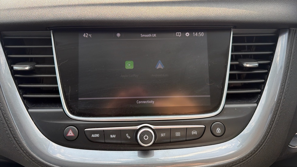 Vauxhall Grandland X 1.2 Turbo Tech Line Nav 5dr Petrol Hatchback - Image 25