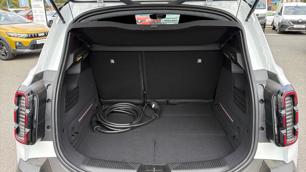 Renault 4 110kW Techno+ 52kWh Comfort range 5dr Auto Electric Estate - Image 4
