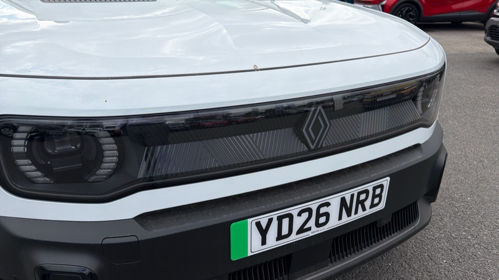 Renault 4 110kW Techno+ 52kWh Comfort range 5dr Auto Electric Estate - Image 8