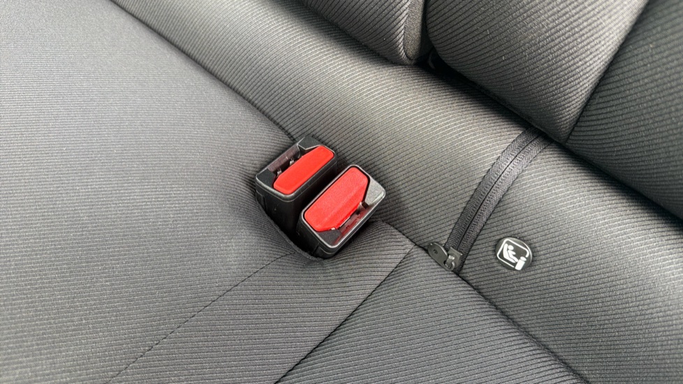 Dacia Bigster 1.8 Hybrid 155 Expression 5dr Auto Hybrid Estate - Image 17