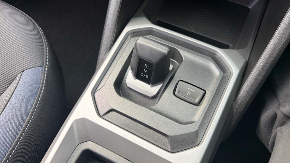 Dacia Bigster 1.8 Hybrid 155 Expression 5dr Auto Hybrid Estate - Image 26