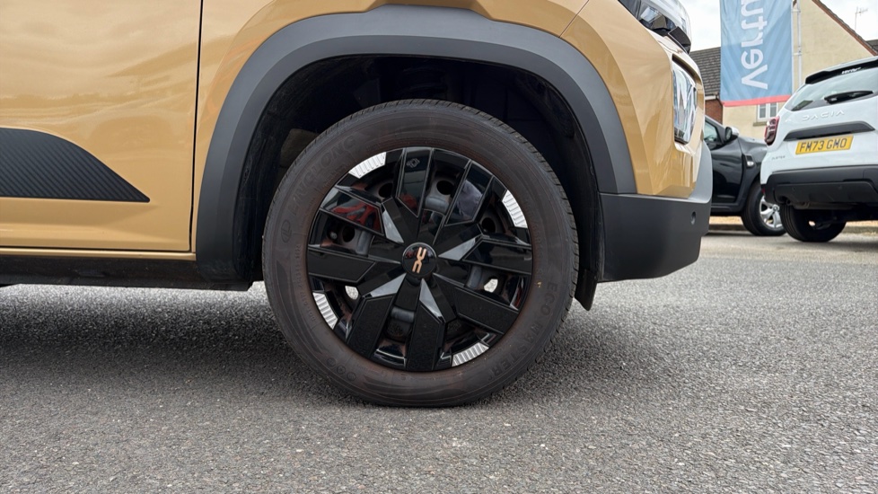 Dacia Spring 27kWh Extreme 65 48kW 5dr Auto Electric Hatchback - Image 7