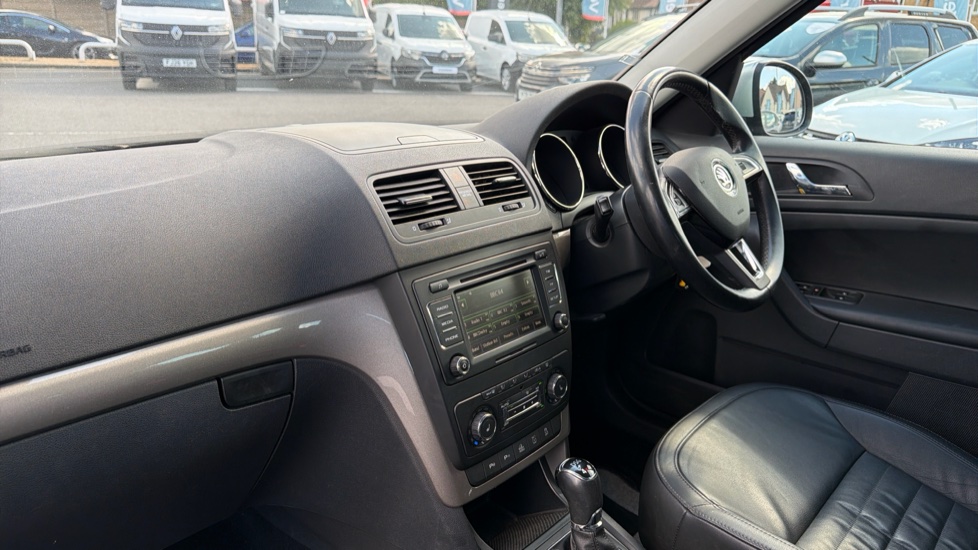 Skoda Yeti Outdoor 2.0 TDI CR [170] Elegance 4x4 5dr DSG Diesel Estate - Image 9