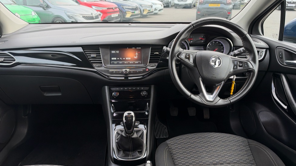 Vauxhall Astra 1.4T 16V 150 SRi 5dr Petrol Hatchback - Image 10