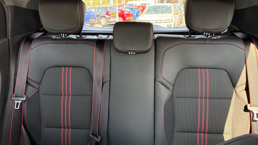 Renault Clio 1.0 TCe 90 RS Line 5dr Petrol Hatchback - Image 15