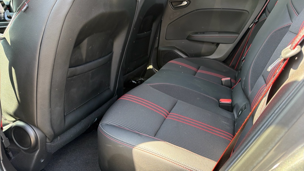 Renault Clio 1.0 TCe 90 RS Line 5dr Petrol Hatchback - Image 16