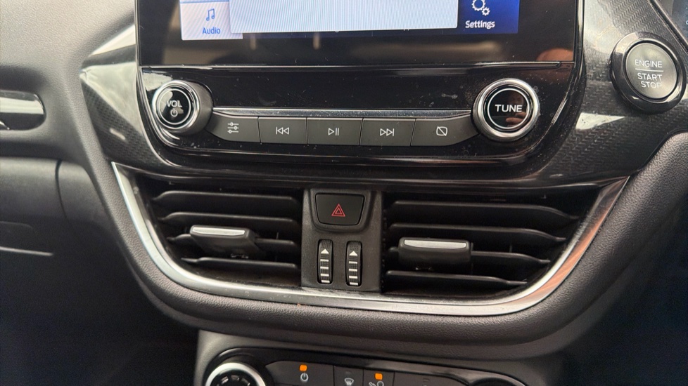 Ford Puma 1.0 EcoBoost Hybrid mHEV ST-Line 5dr Petrol Hatchback - Image 27
