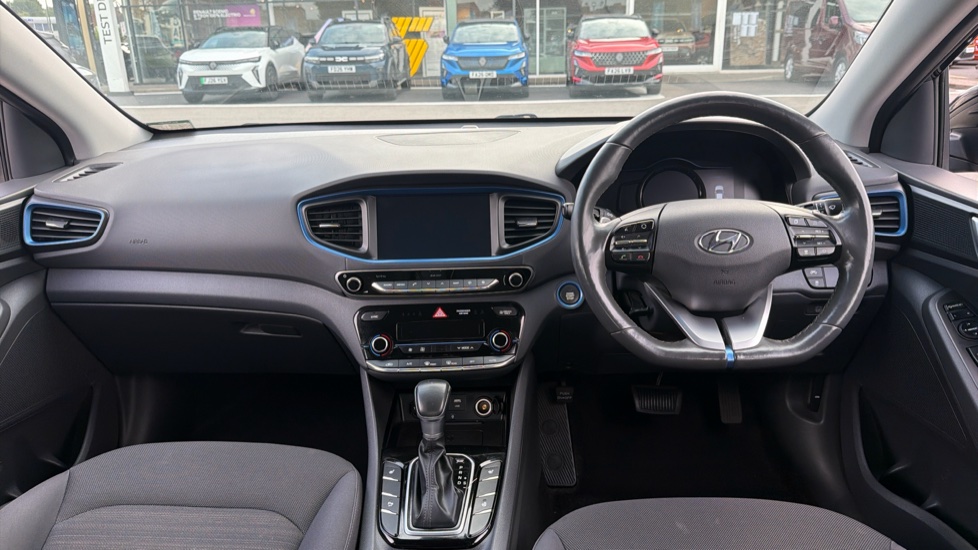 Hyundai IONIQ 1.6 GDi Hybrid Premium 5dr DCT Hybrid Hatchback - Image 10