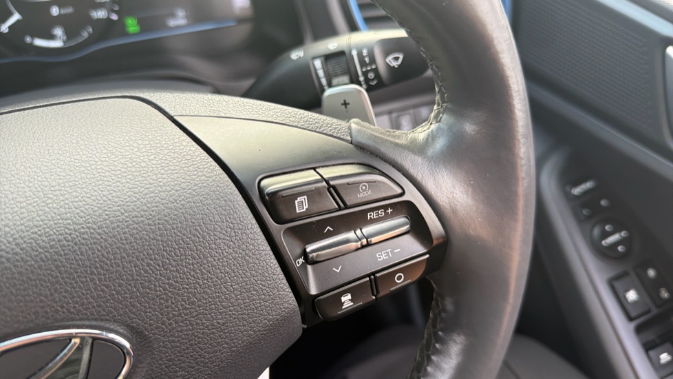 Hyundai IONIQ 1.6 GDi Hybrid Premium 5dr DCT Hybrid Hatchback - Image 29