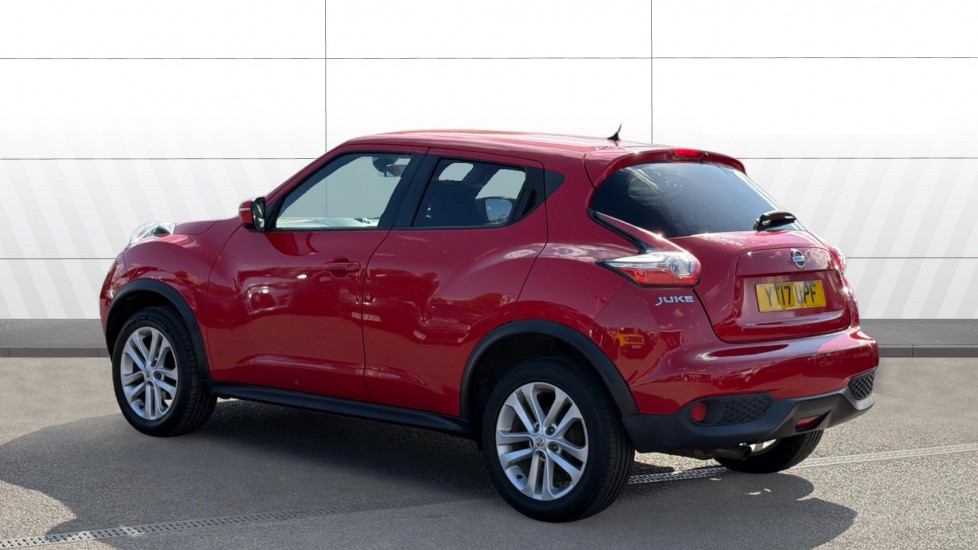 Nissan Juke 1.2 DiG-T N-Connecta 5dr Petrol Hatchback - Image 2