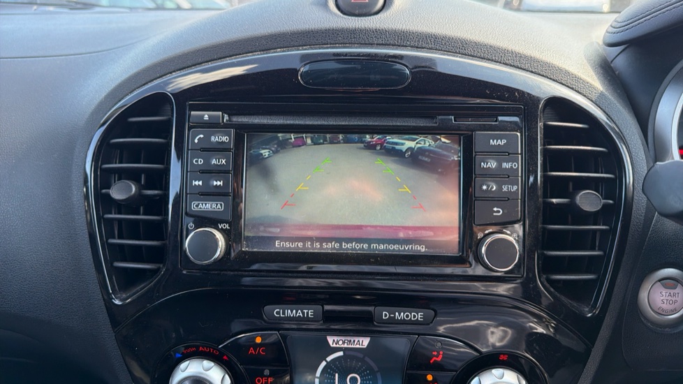 Nissan Juke 1.2 DiG-T N-Connecta 5dr Petrol Hatchback - Image 25