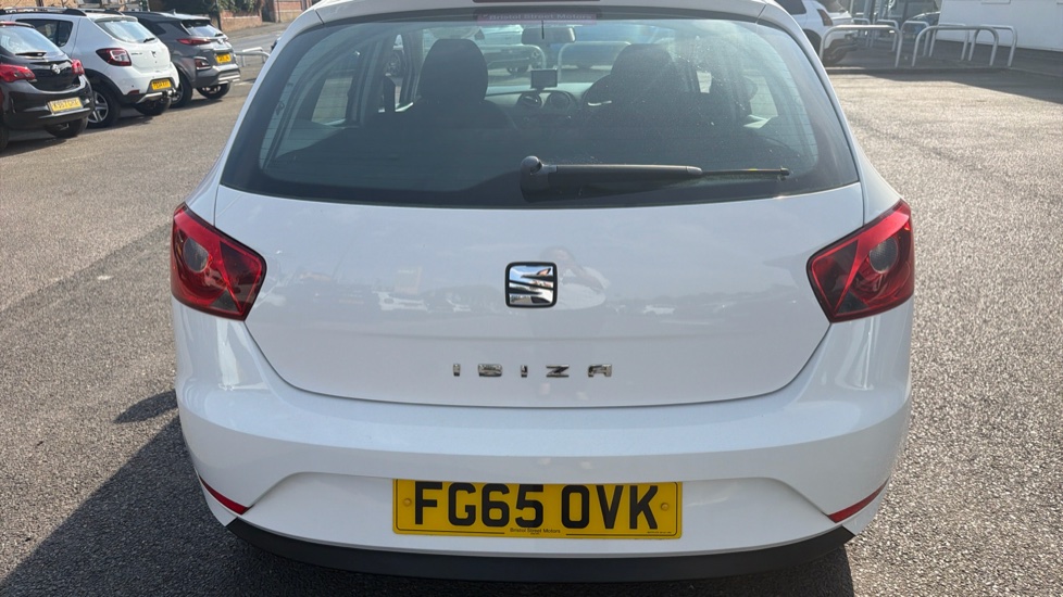 SEAT Ibiza 1.4 Toca 5dr Petrol Hatchback - Image 4