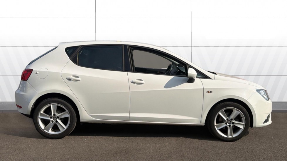 SEAT Ibiza 1.4 Toca 5dr Petrol Hatchback - Image 5