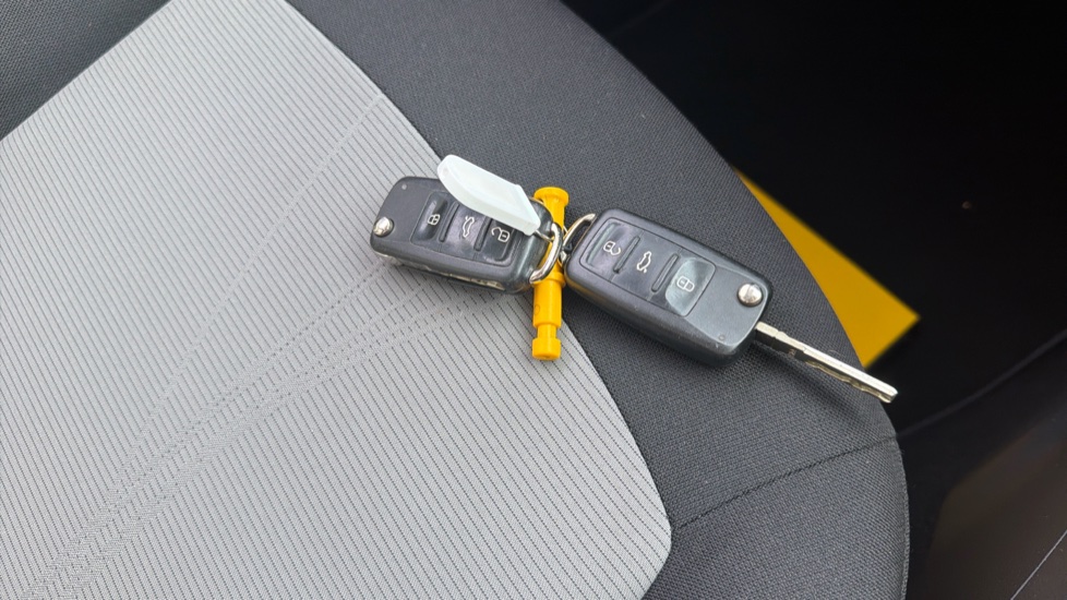 SEAT Ibiza 1.4 Toca 5dr Petrol Hatchback - Image 20
