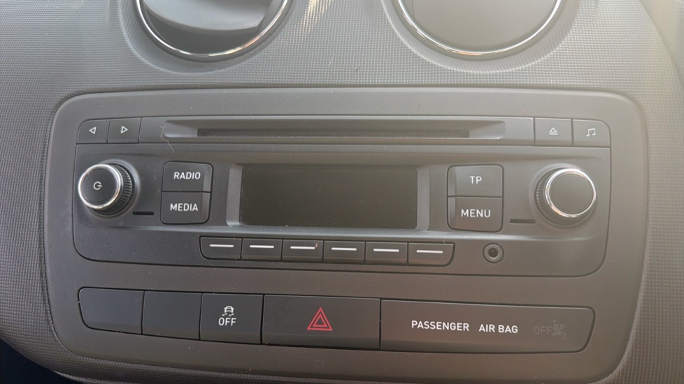 SEAT Ibiza 1.4 Toca 5dr Petrol Hatchback - Image 21