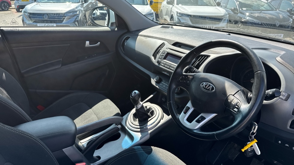 Kia Sportage 1.7 CRDi ISG 1 5dr Diesel Estate - Image 11