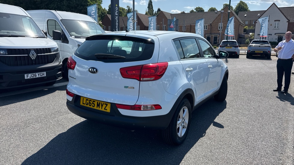 Kia Sportage 1.7 CRDi ISG 1 5dr Diesel Estate - Image 28