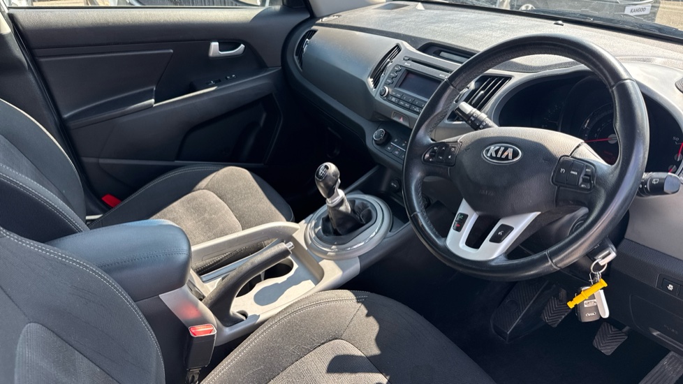 Kia Sportage 1.7 CRDi ISG 1 5dr Diesel Estate - Image 44