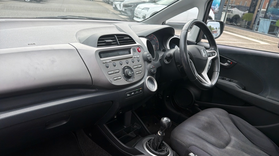 Honda Jazz 1.4 i-VTEC EX 5dr Petrol Hatchback - Image 9