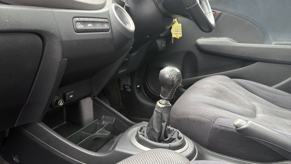 Honda Jazz 1.4 i-VTEC EX 5dr Petrol Hatchback - Image 13