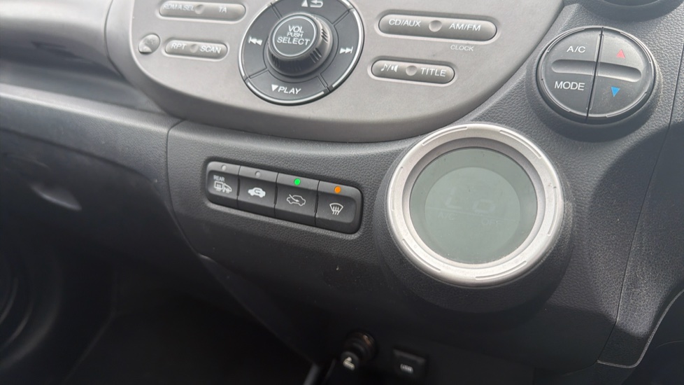 Honda Jazz 1.4 i-VTEC EX 5dr Petrol Hatchback - Image 28