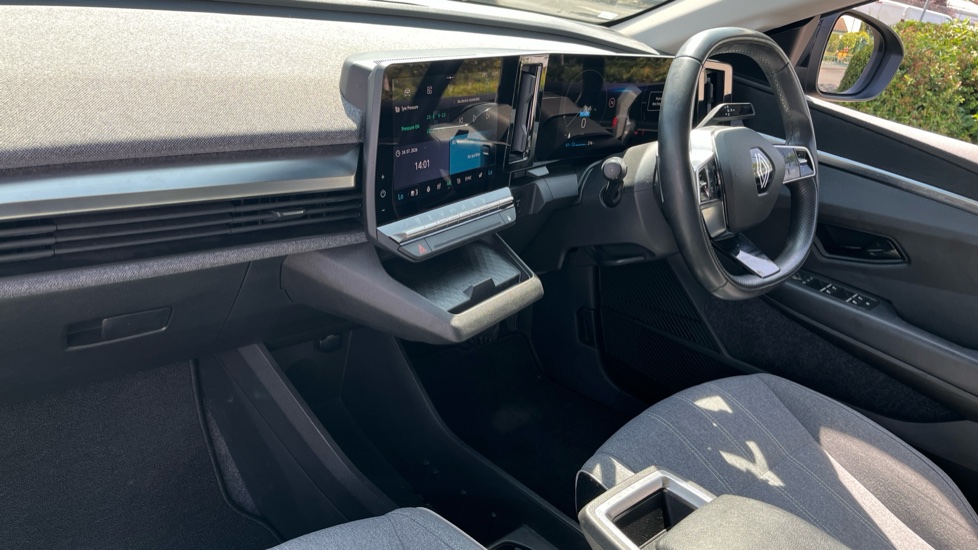 Renault Megane E-Tech EV60 160kW Equilibre 60kWh Optimum Charge 5dr Auto Electric Hatchback - Image 9