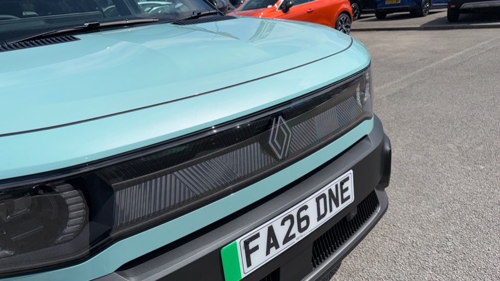 Renault 4 110kW Techno+ 52kWh Comfort range 5dr Auto Electric Estate - Image 8