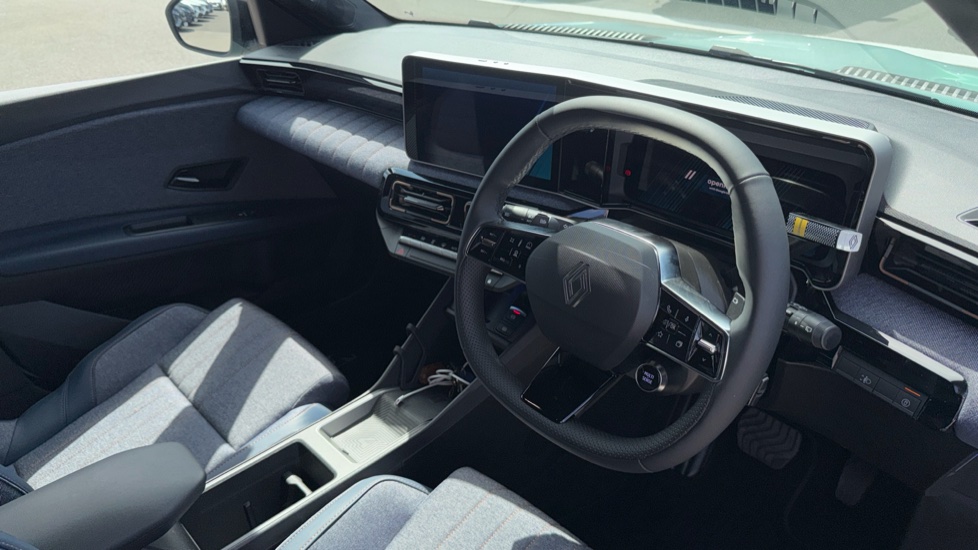 Renault 4 110kW Techno+ 52kWh Comfort range 5dr Auto Electric Estate - Image 11
