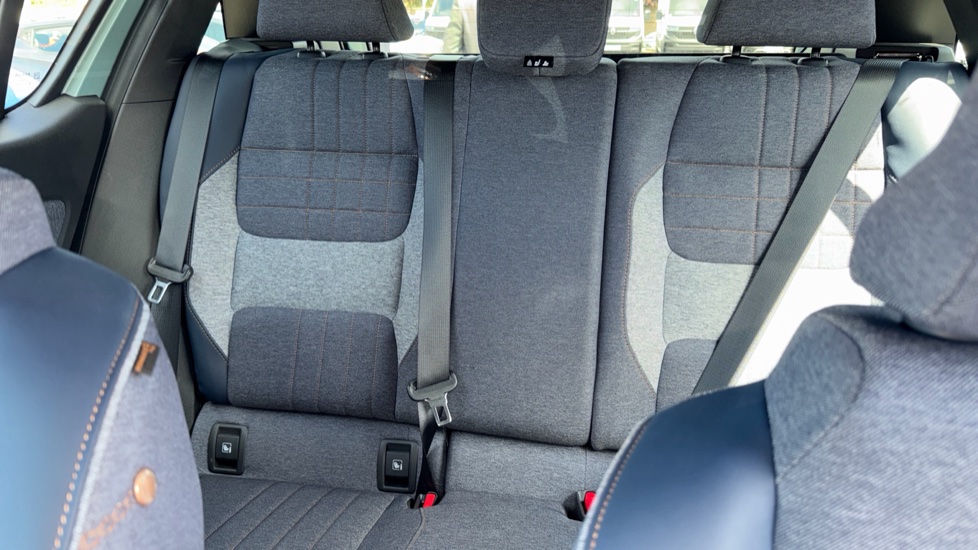 Renault 4 110kW Techno+ 52kWh Comfort range 5dr Auto Electric Estate - Image 15