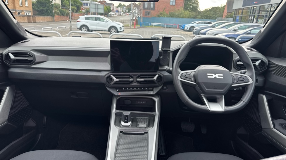 Dacia Bigster 1.8 Hybrid 155 Journey 5dr Auto Hybrid Estate - Image 10