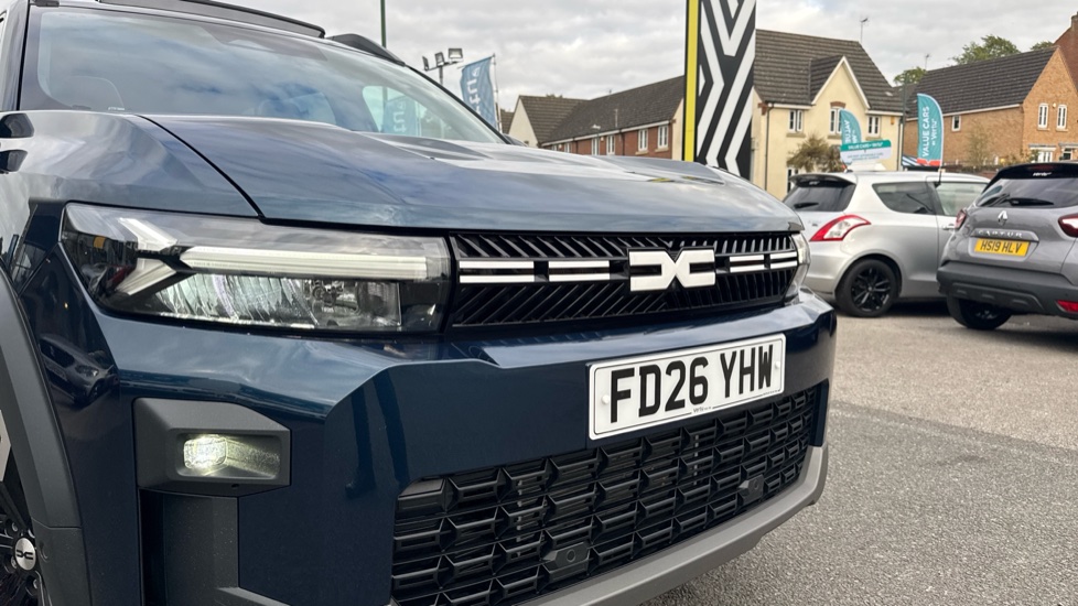 Dacia Bigster 1.8 Hybrid 155 Journey 5dr Auto Hybrid Estate - Image 24