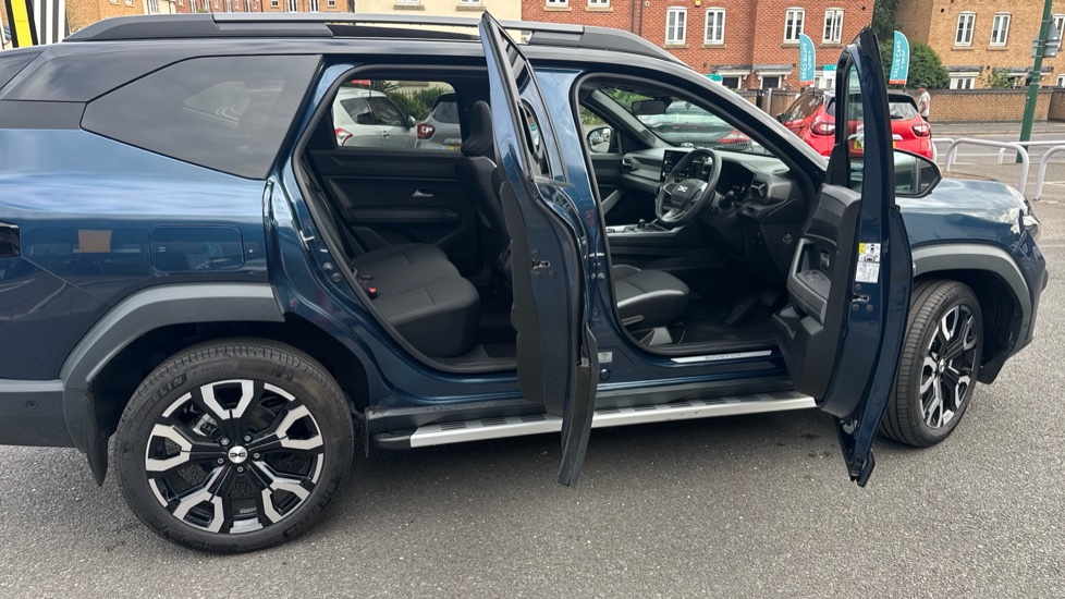 Dacia Bigster 1.8 Hybrid 155 Journey 5dr Auto Hybrid Estate - Image 28