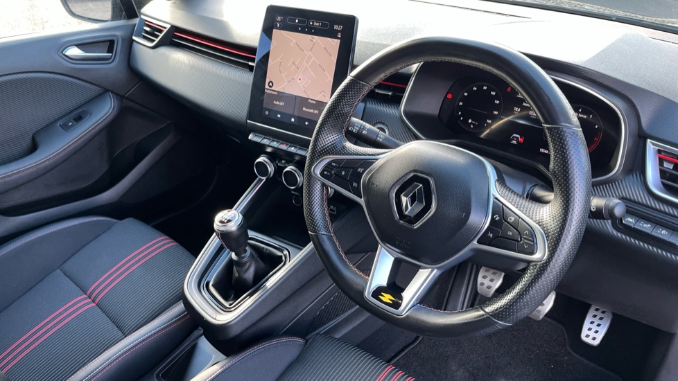 Renault Clio 1.0 TCe 90 RS Line 5dr Petrol Hatchback - Image 11