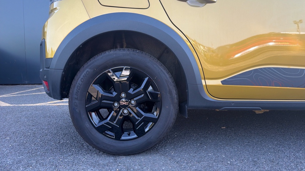 Dacia Sandero Stepway 1.0 TCe Extreme 5dr Petrol Hatchback - Image 7