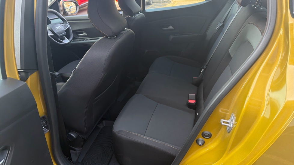 Dacia Sandero Stepway 1.0 TCe Extreme 5dr Petrol Hatchback - Image 16