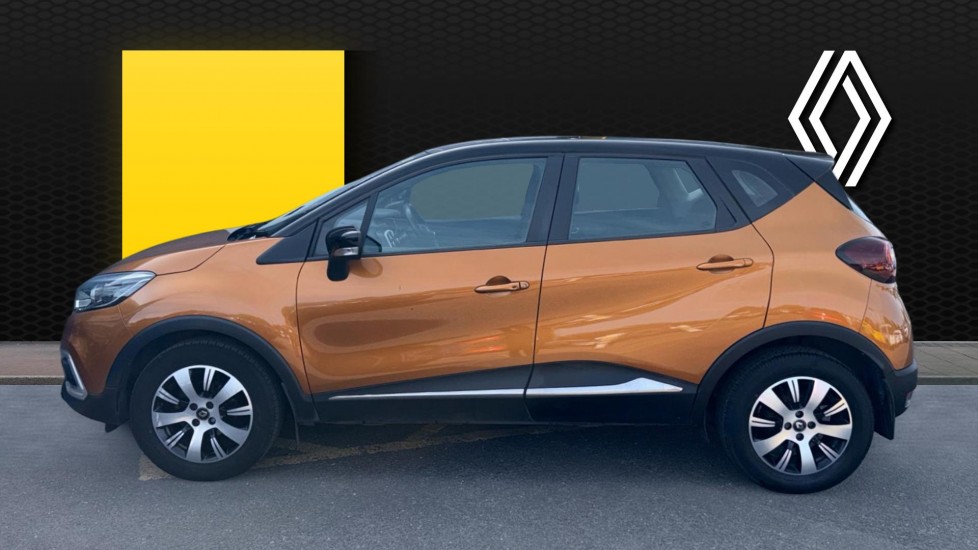 Renault Captur 0.9 TCE 90 Play 5dr Petrol Hatchback - Image 5