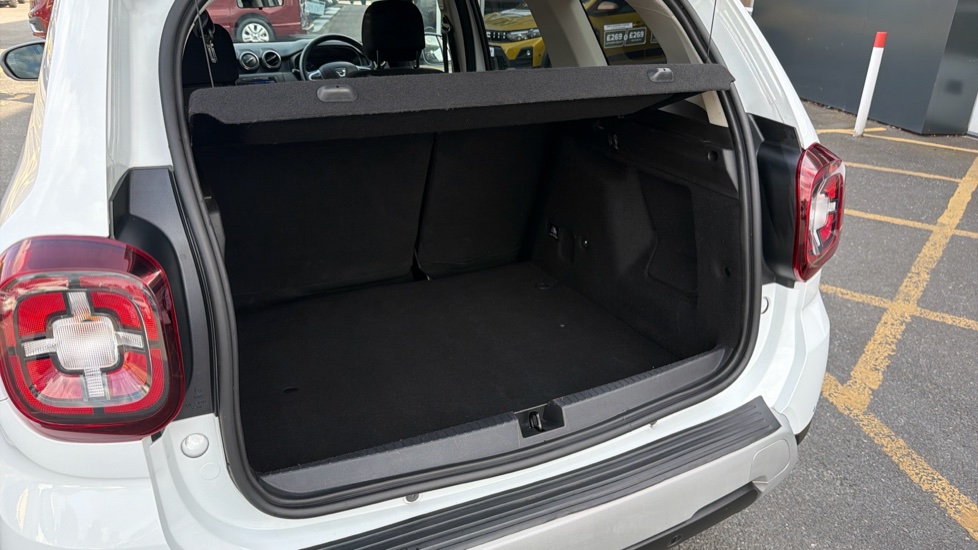 Dacia Duster 1.3 TCe 130 Prestige 5dr Petrol Estate - Image 28
