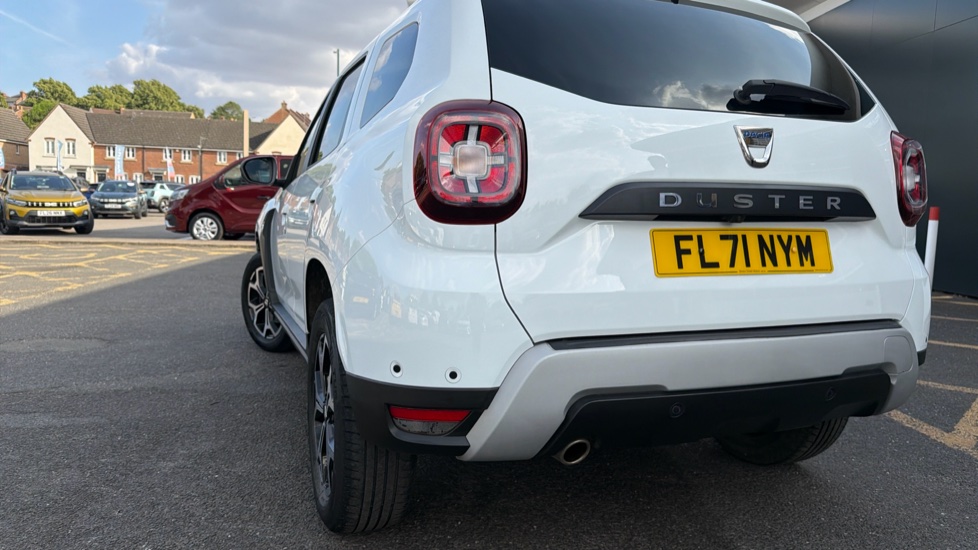Dacia Duster 1.3 TCe 130 Prestige 5dr Petrol Estate - Image 31