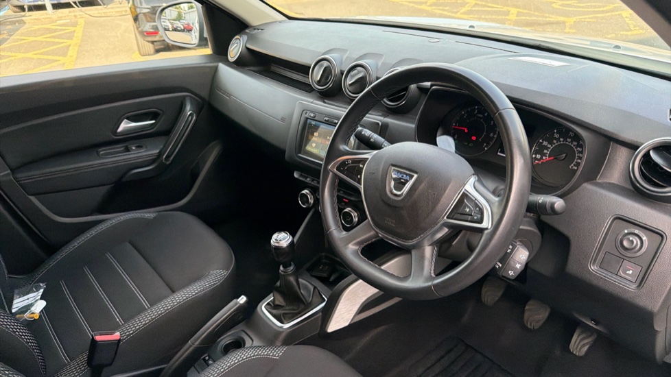 Dacia Duster 1.3 TCe 130 Prestige 5dr Petrol Estate - Image 42