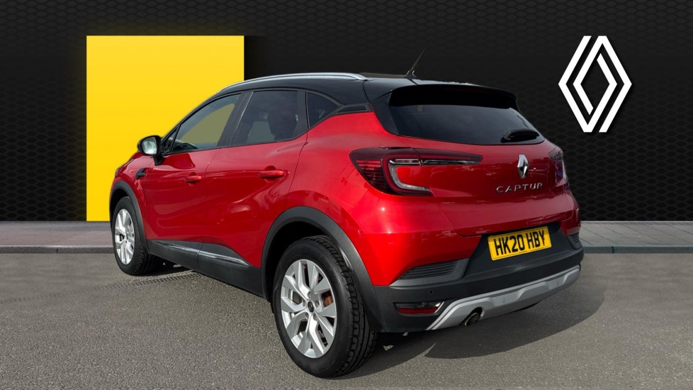Renault Captur 1.3 TCE 130 Iconic 5dr Petrol Hatchback - Image 2