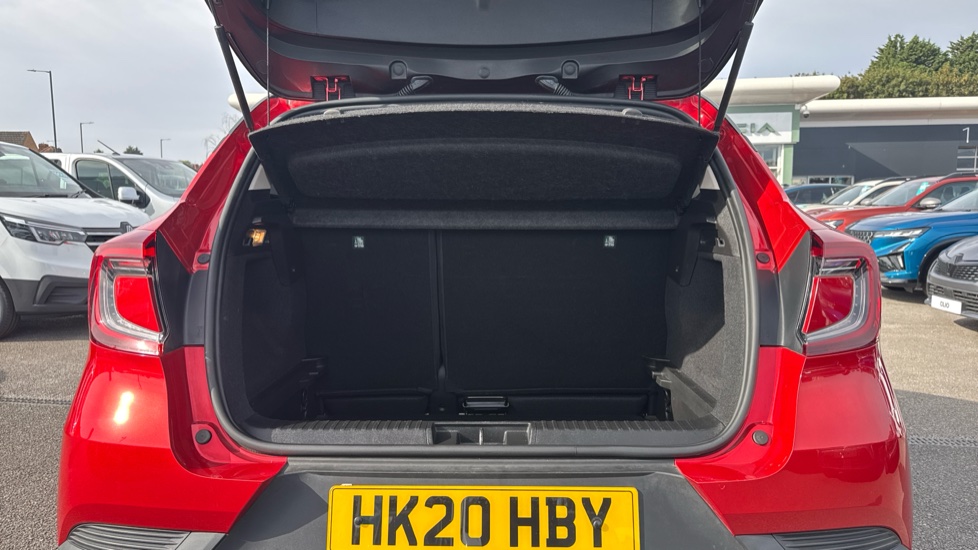 Renault Captur 1.3 TCE 130 Iconic 5dr Petrol Hatchback - Image 4